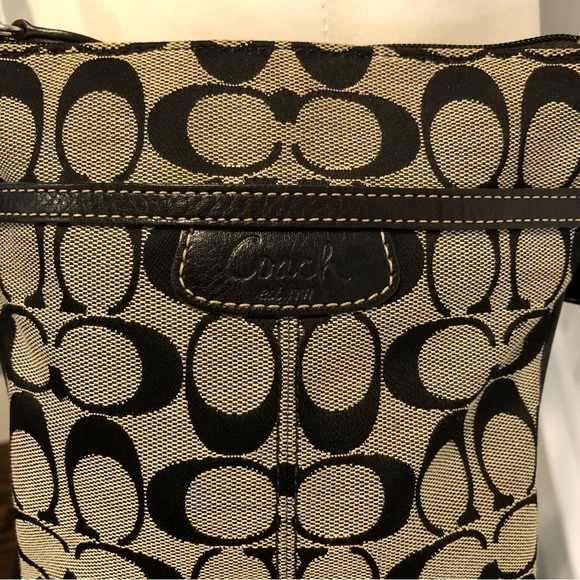 COACH Black Jacquard Signature C Top Zipper Swingaway Crossbody Adj Shoulder Bag - Picture 6 of 16